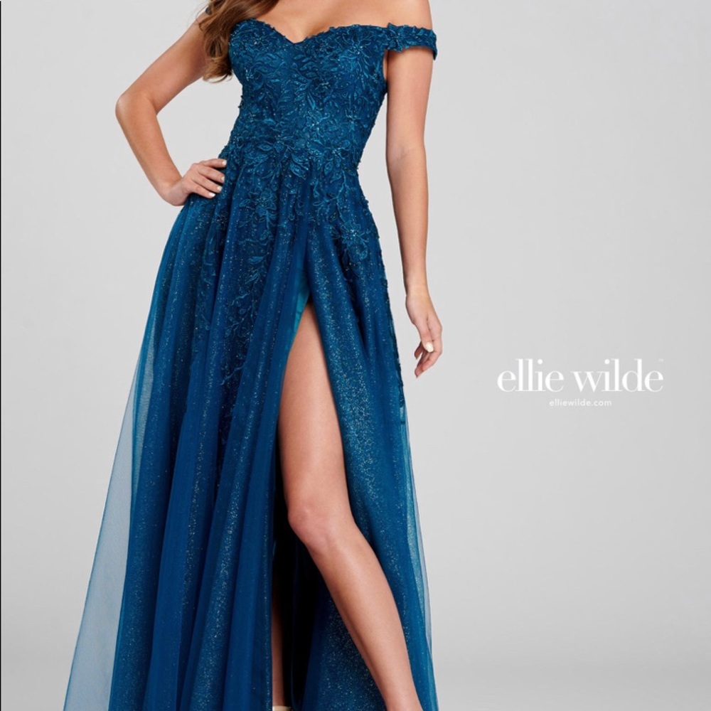 Gorgeous Green/Blue Long Prom Dress!